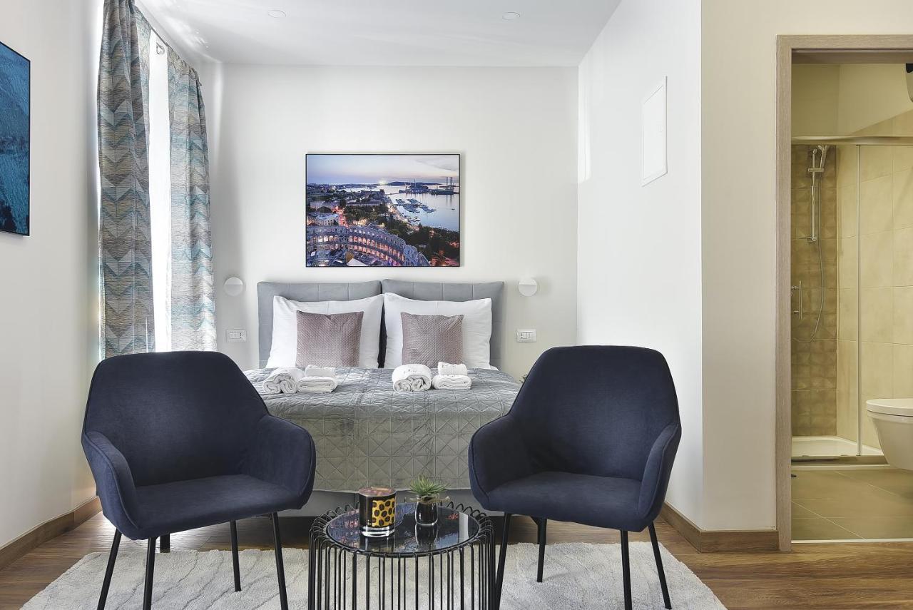 D&A Central Luxury Apartments With Free Parking Pola Esterno foto
