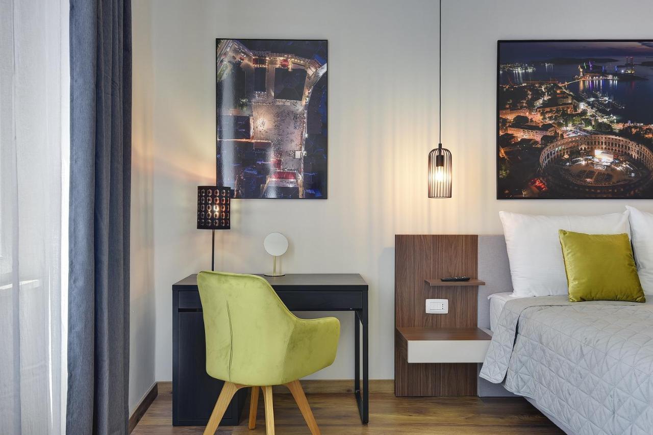 D&A Central Luxury Apartments With Free Parking Pola Esterno foto