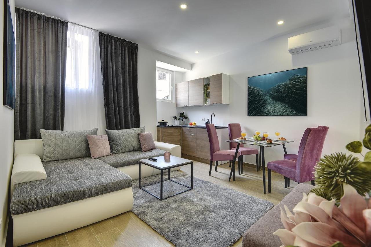 D&A Central Luxury Apartments With Free Parking Pola Esterno foto