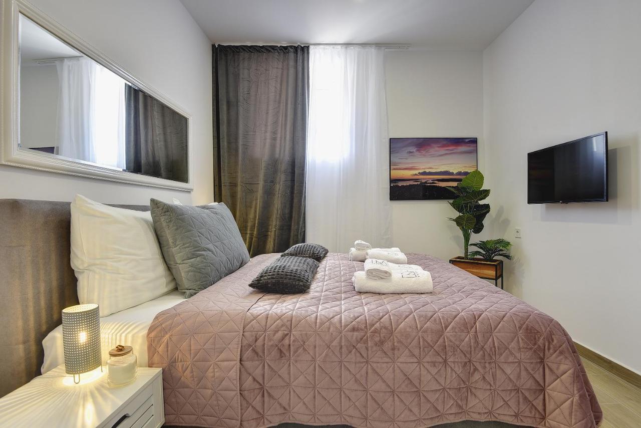 D&A Central Luxury Apartments With Free Parking Pola Esterno foto